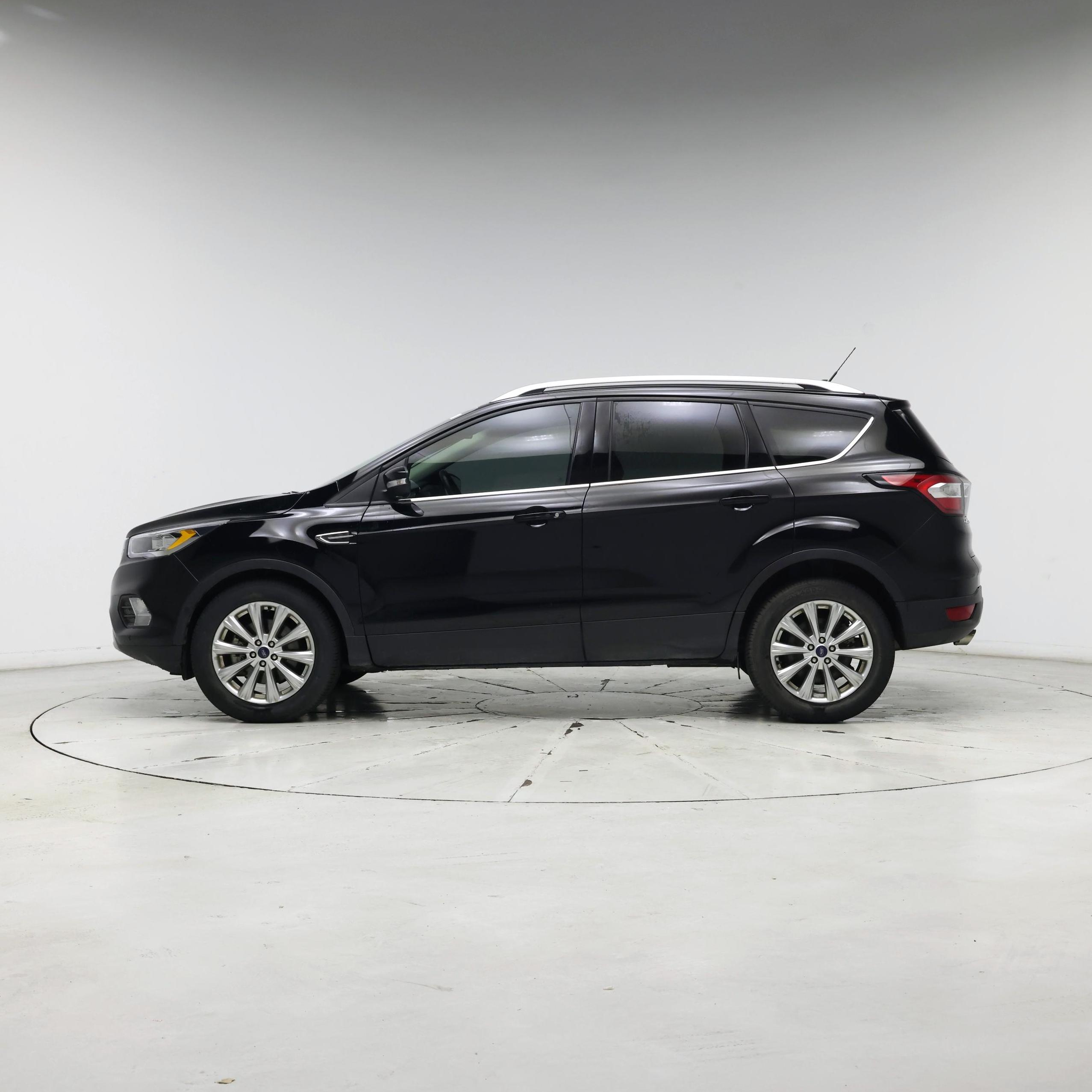 Thumbnail: 2018 Ford Escape - 3
