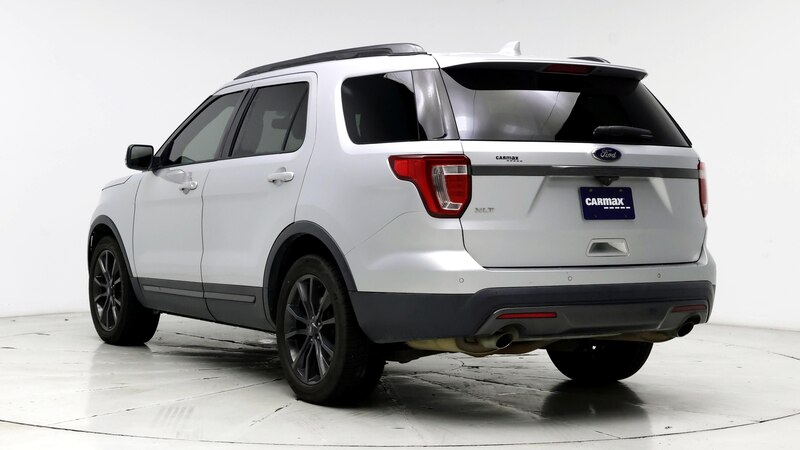 2017 Ford Explorer XLT 2