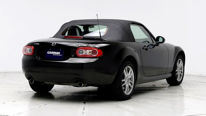 2013 Mazda MX-5 Miata Sport 8