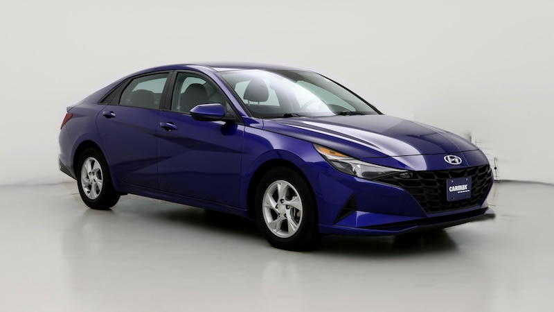 2021 Hyundai Elantra SE Hero Image