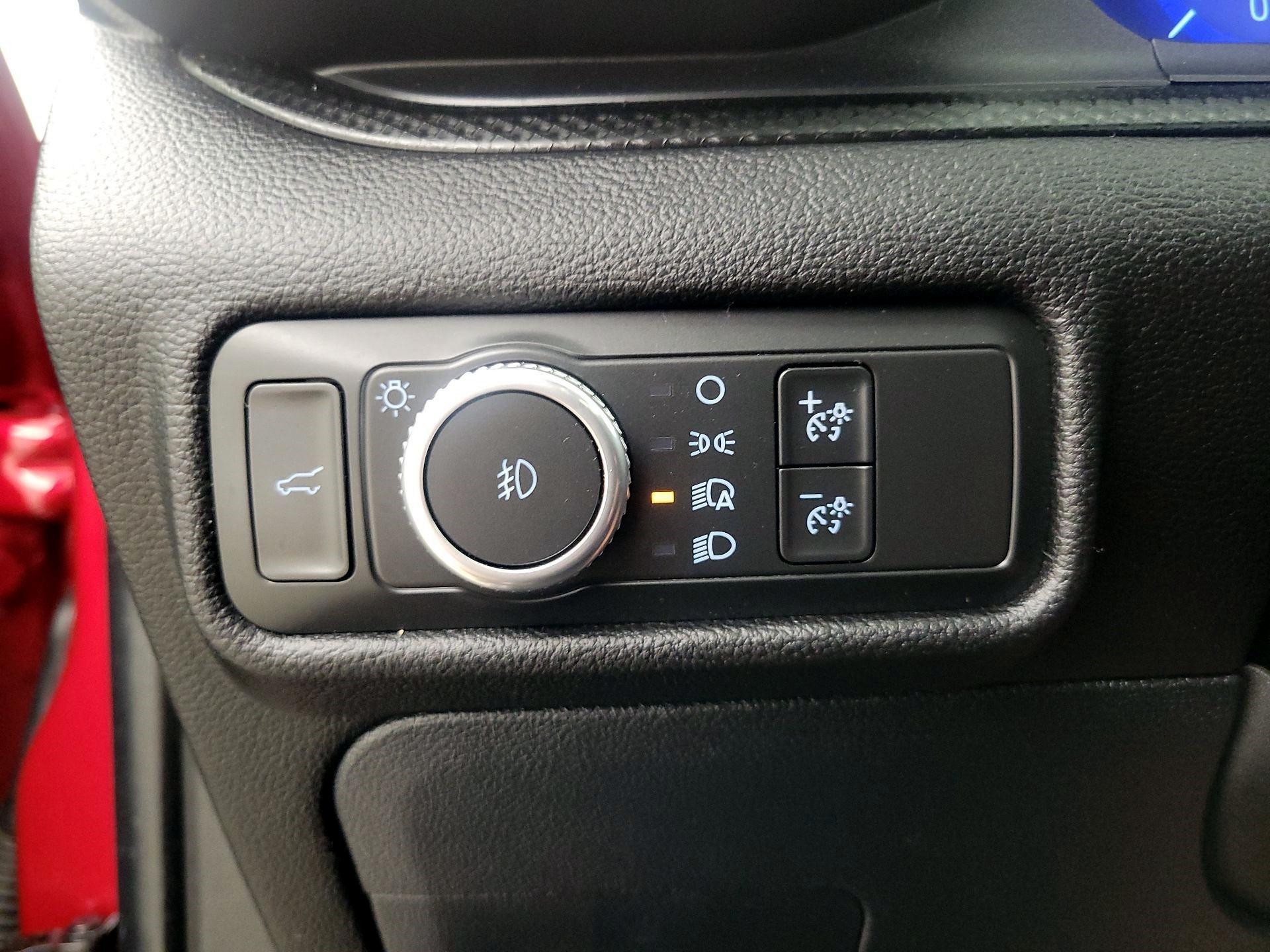 Thumbnail: 2021 Ford Explorer - 13