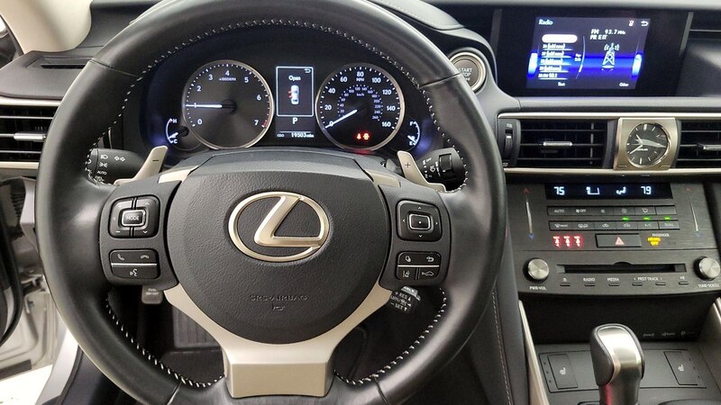 2019 Lexus IS 300 10