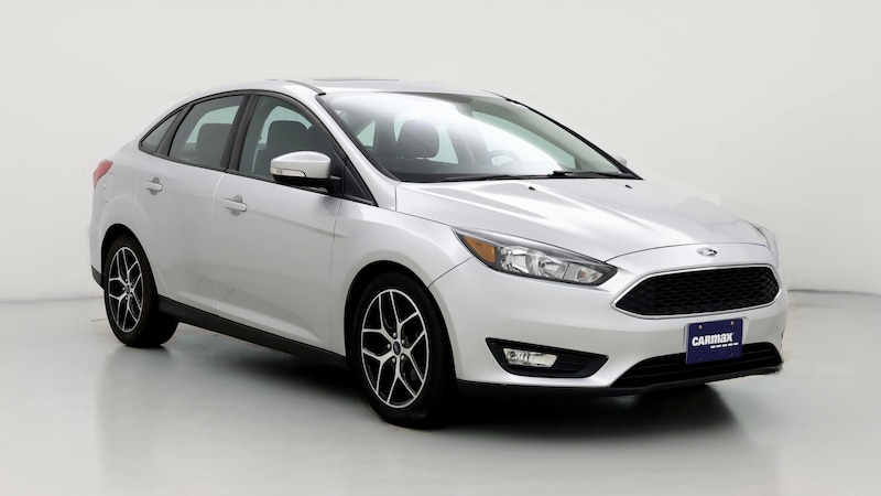 2017 Ford Focus SEL Hero Image