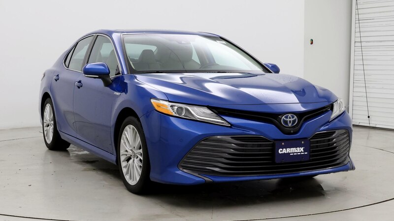 2019 Toyota Camry XLE 5