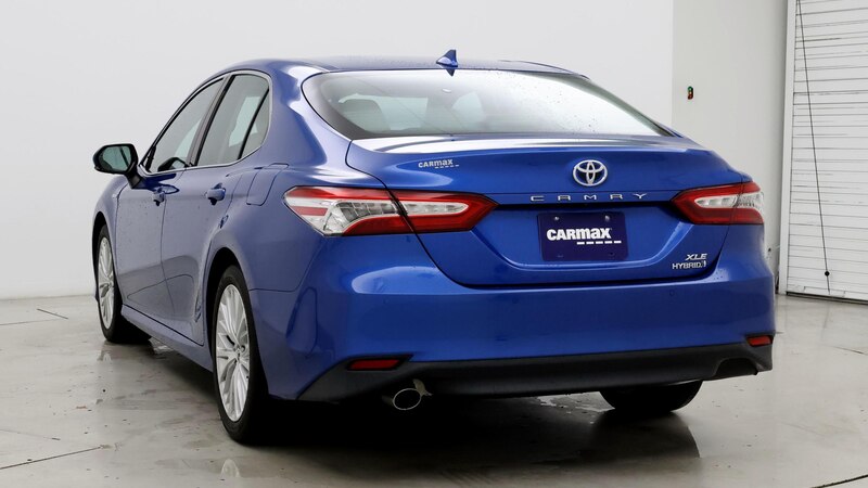 2019 Toyota Camry XLE 6