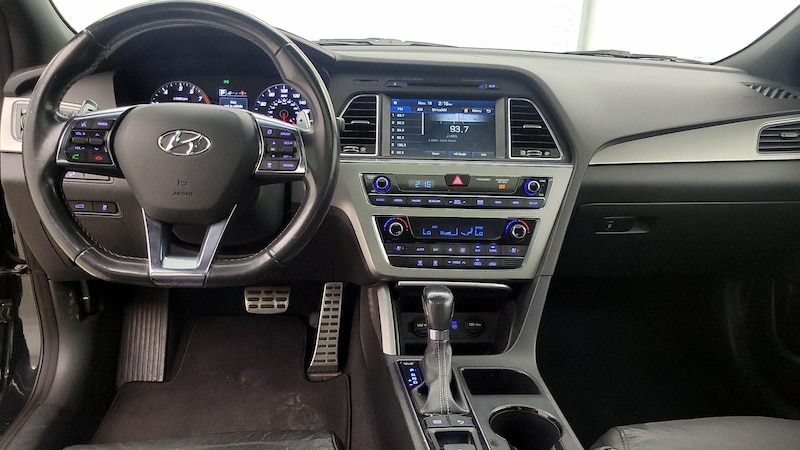 2015 Hyundai Sonata Limited 9