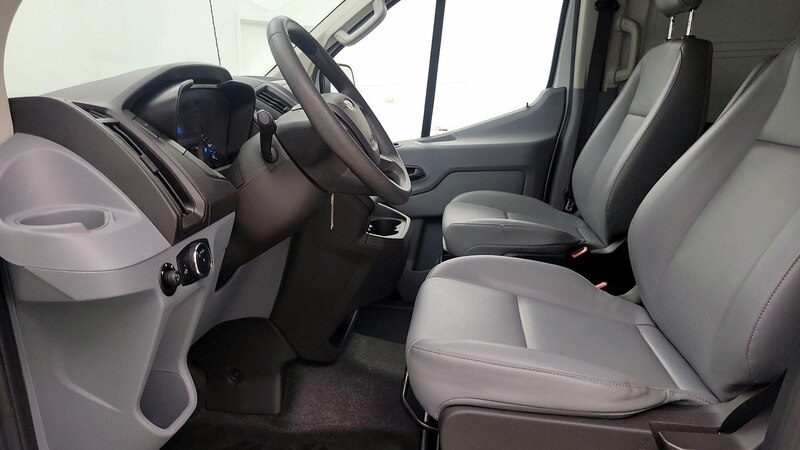 2015 Ford Transit Series 250 11