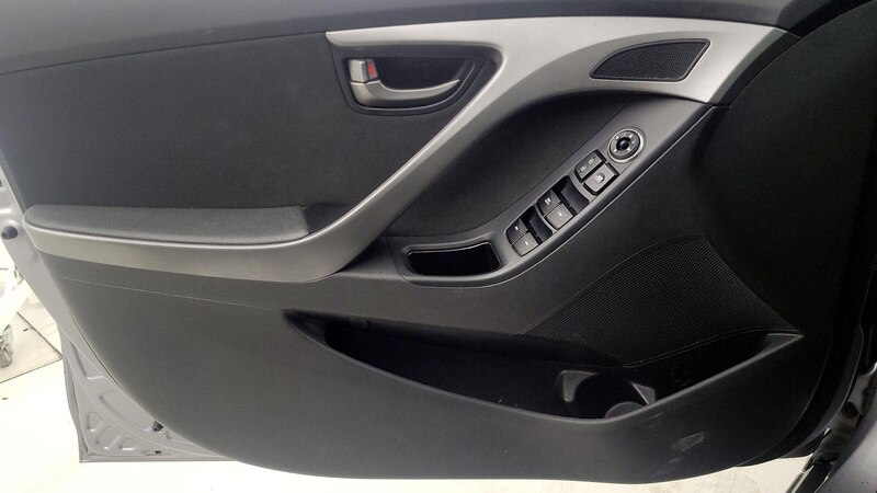 2015 Hyundai Elantra Limited Edition 12