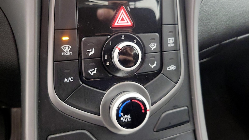2015 Hyundai Elantra Limited Edition 16