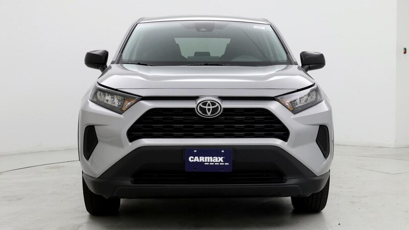 2022 Toyota RAV4 LE 5