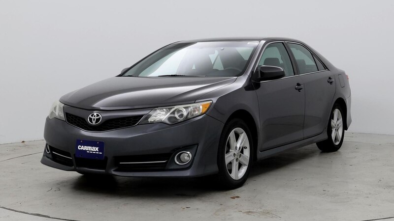 2014 Toyota Camry SE 4