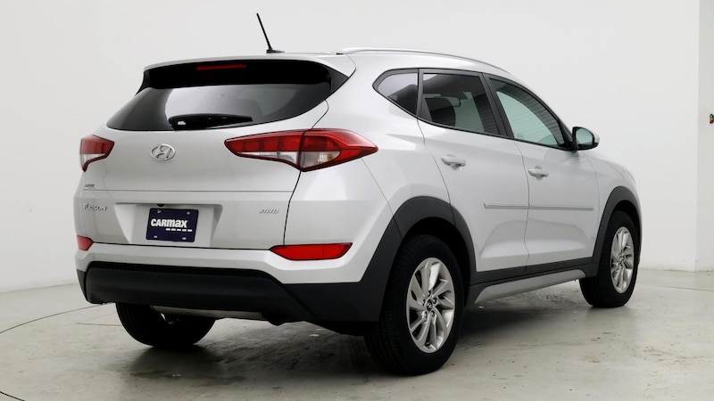 2017 Hyundai Tucson SE 8