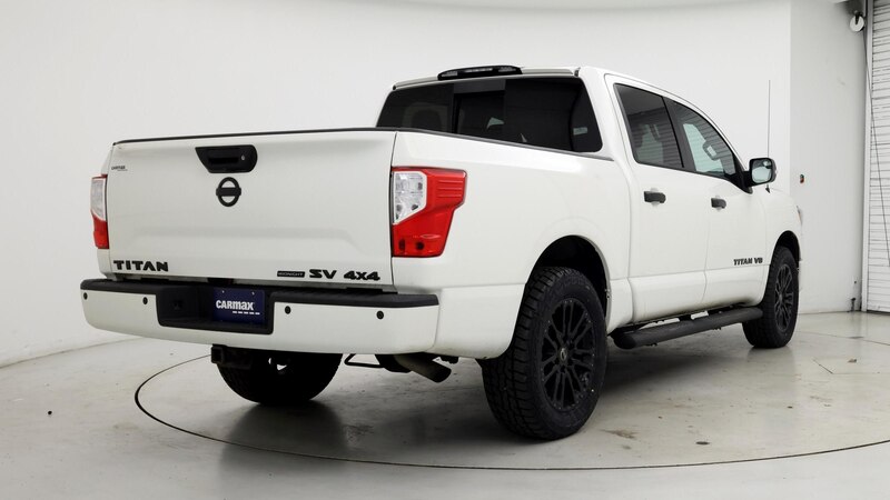 2019 Nissan Titan SV 8