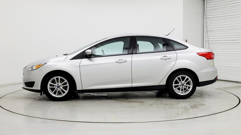 2016 Ford Focus SE 3