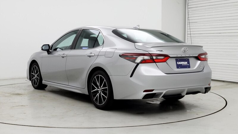 2021 Toyota Camry SE 2