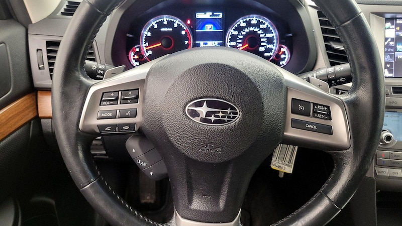 2014 Subaru Outback 2.5i Limited 10