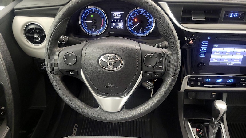 2019 Toyota Corolla LE 10