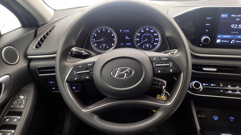 2022 Hyundai Sonata SE 10