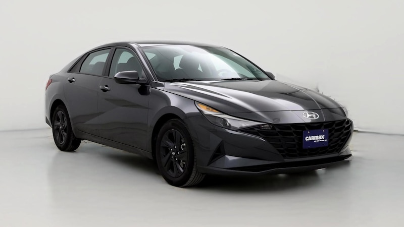 2022 Hyundai Elantra SEL Hero Image