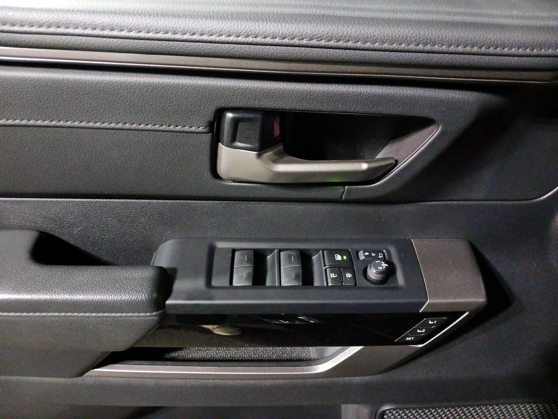 Thumbnail: 2023 Toyota Tundra - 10