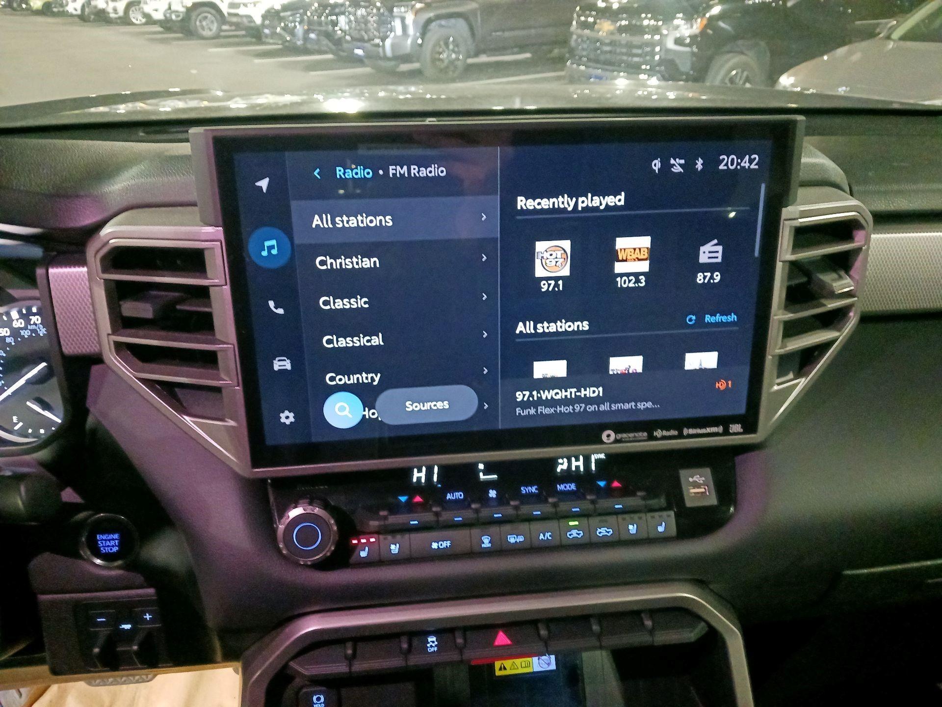 Thumbnail: 2023 Toyota Tundra - 13