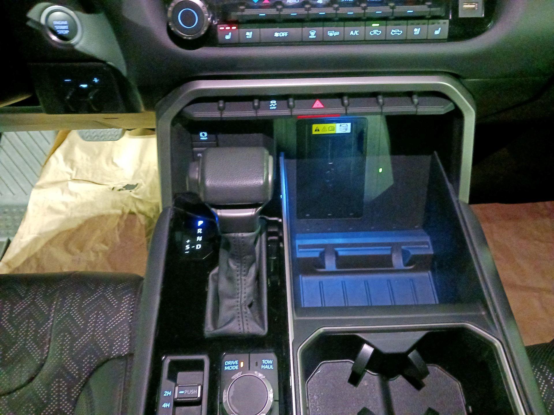 Thumbnail: 2023 Toyota Tundra - 15