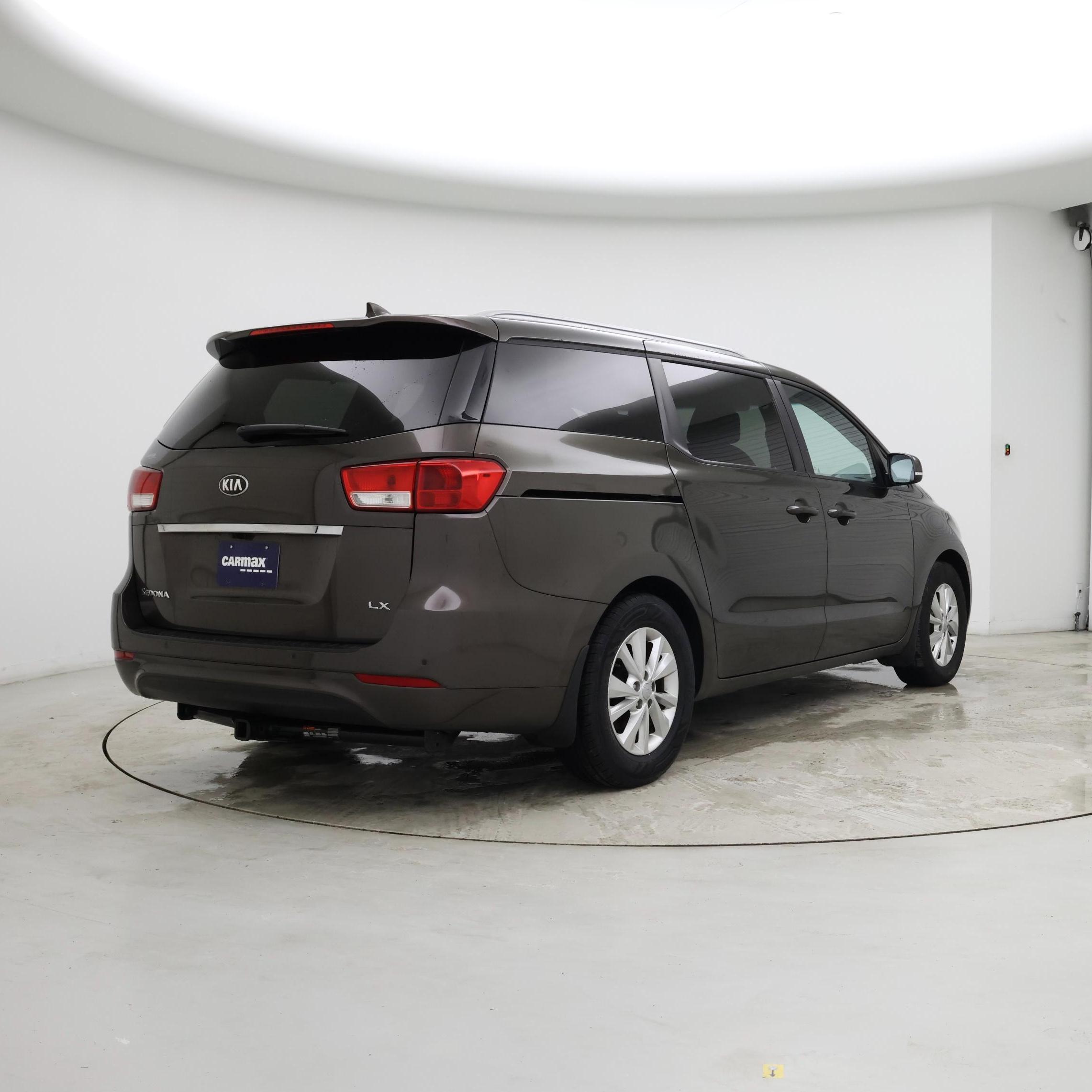 Thumbnail: 2017 Kia Sedona - 8