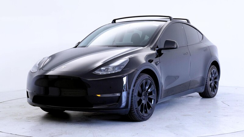 2023 Tesla Model Y Long Range 4