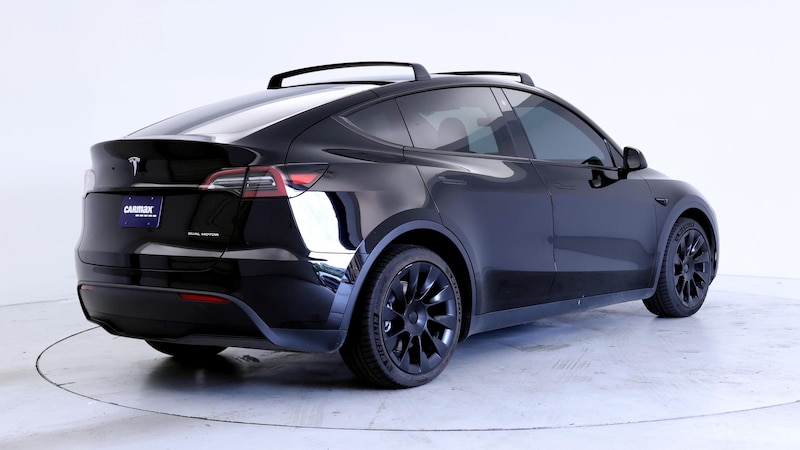 2023 Tesla Model Y Long Range 8