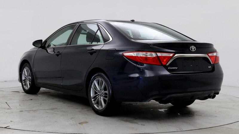 2017 Toyota Camry SE 2