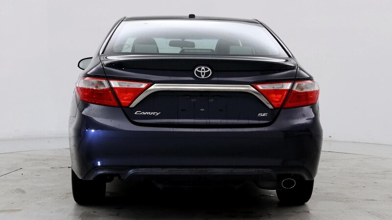 2017 Toyota Camry SE 6