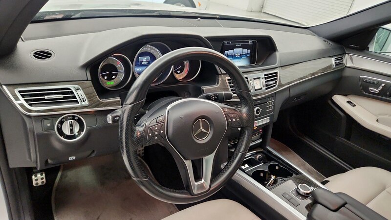 2016 Mercedes-Benz E-Class E 350 9