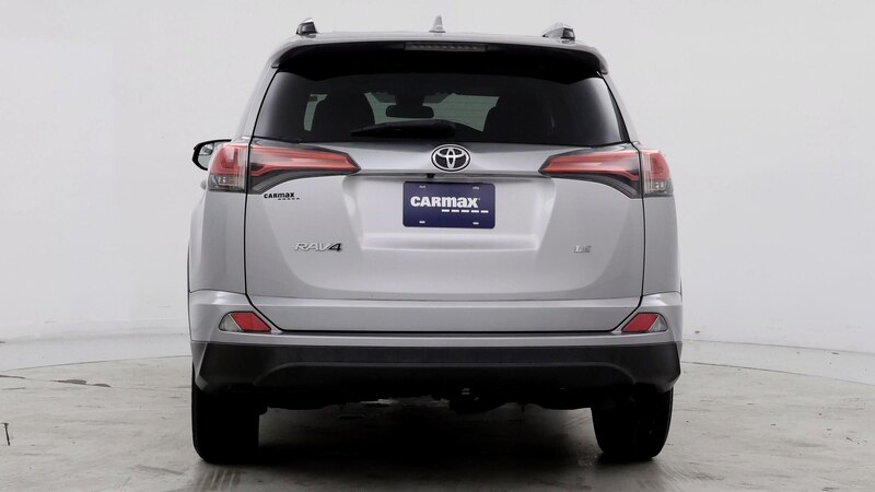 2017 Toyota RAV4 LE 6