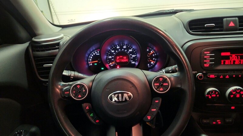 2016 Kia Soul  10