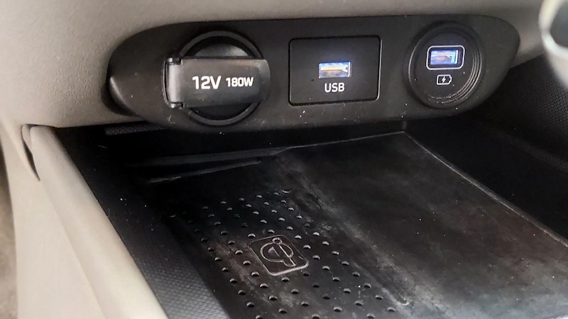 2022 Hyundai Elantra SEL 18