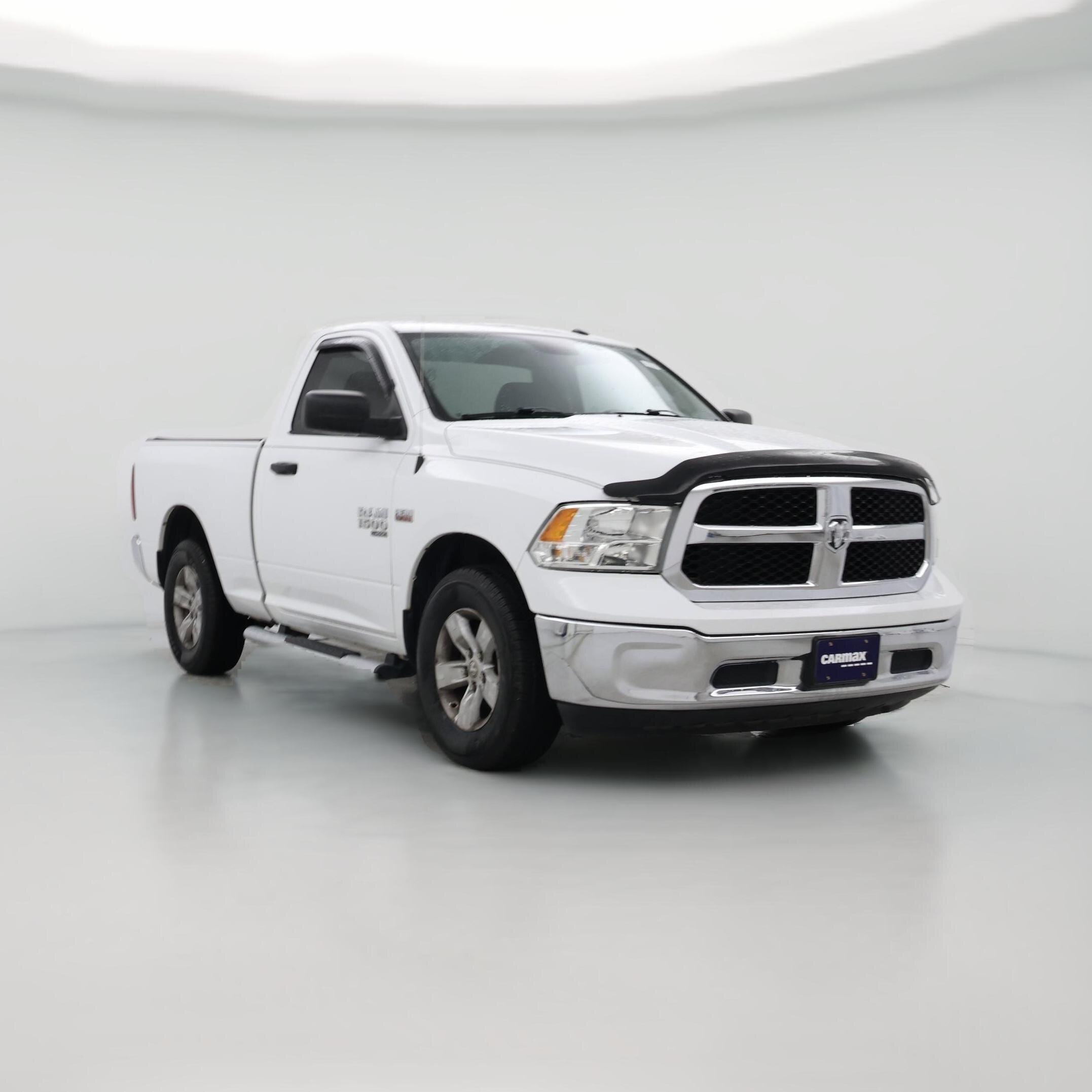 Thumbnail: 2019 RAM 1500 Classic - 1