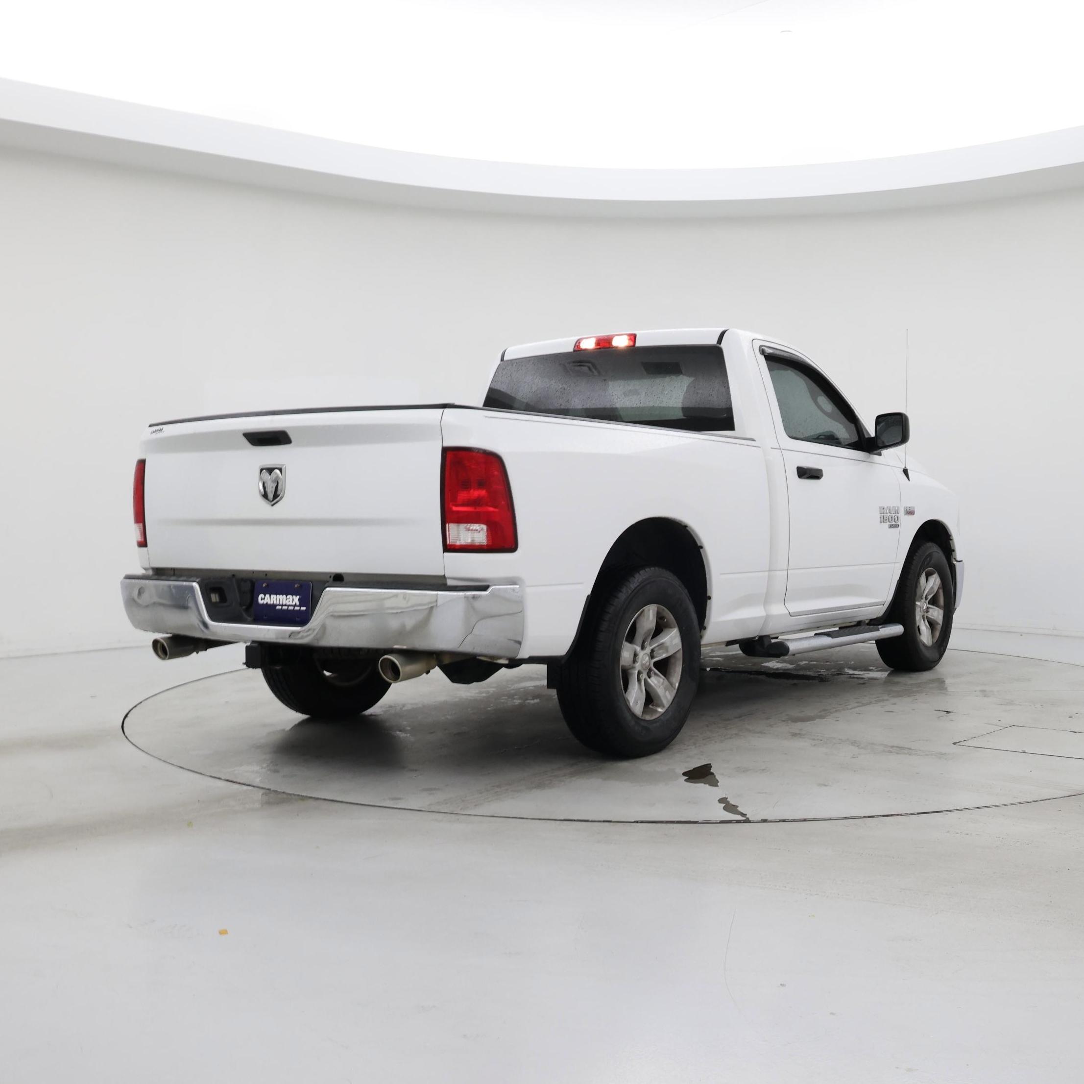 Thumbnail: 2019 RAM 1500 Classic - 8
