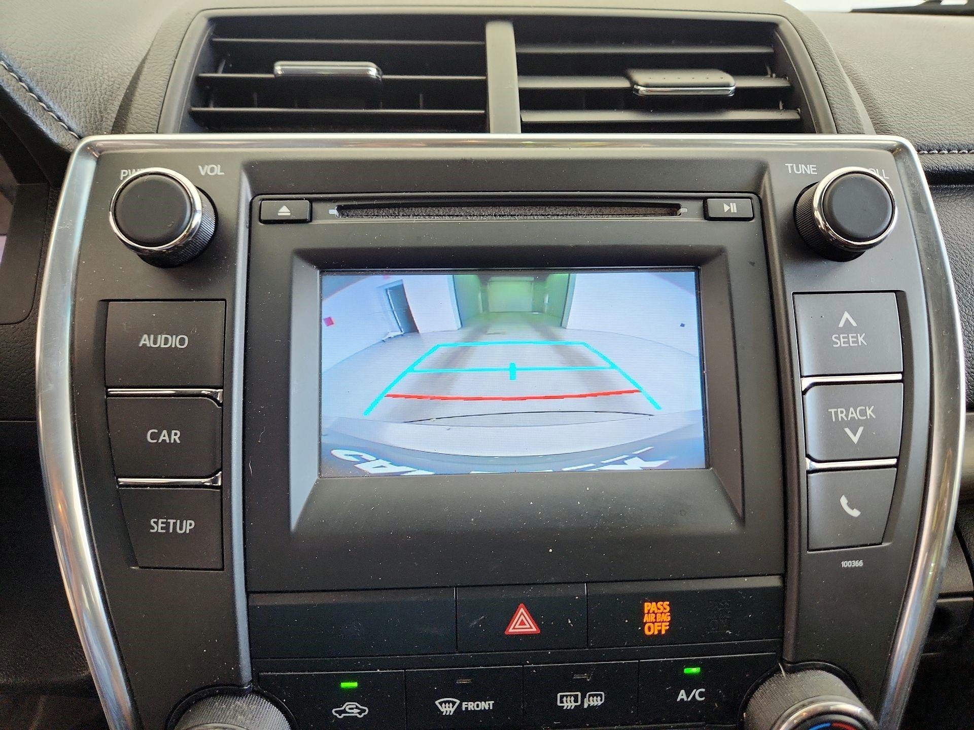 Thumbnail: 2015 Toyota Camry - 14