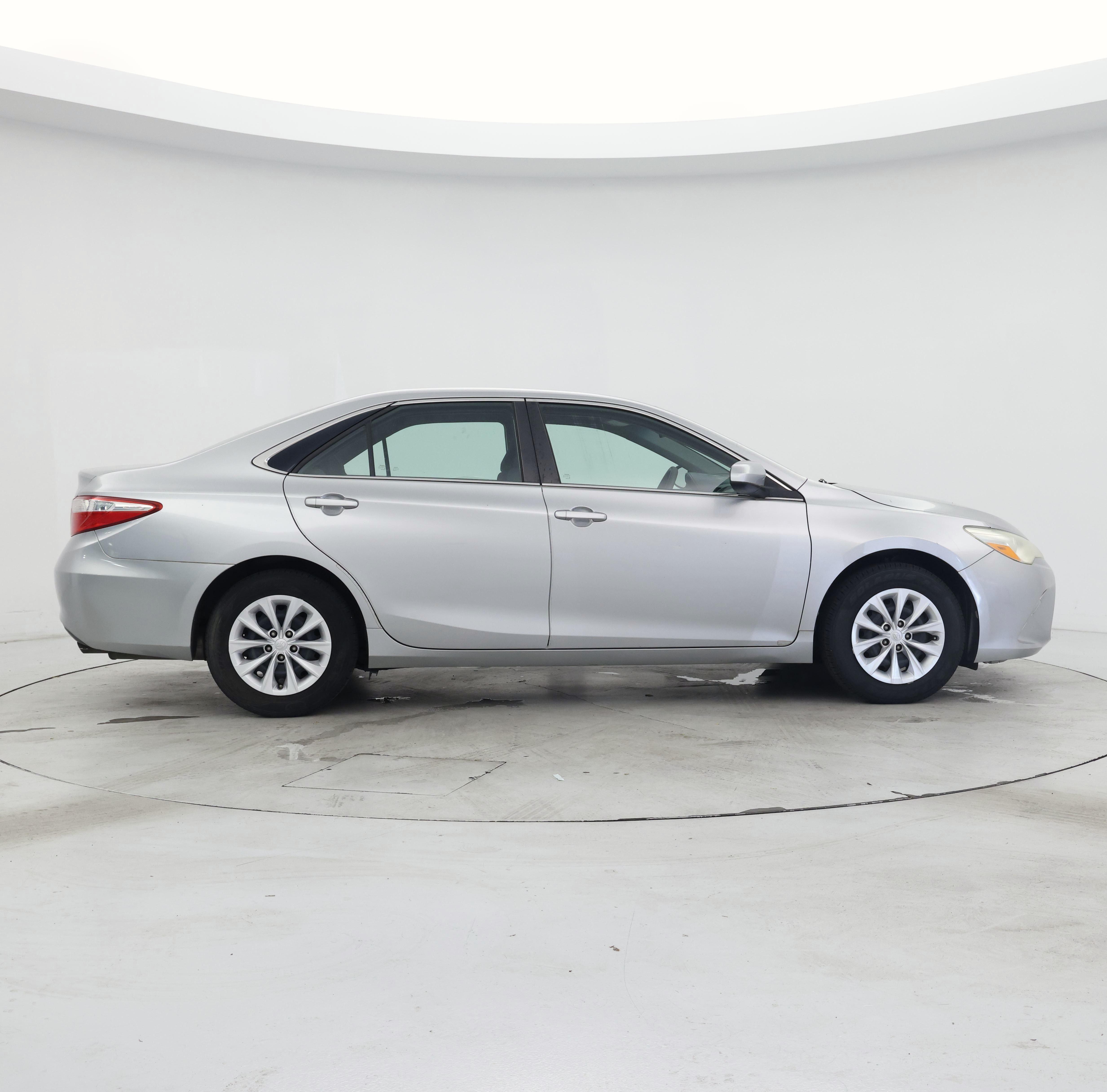 Thumbnail: 2015 Toyota Camry - 7