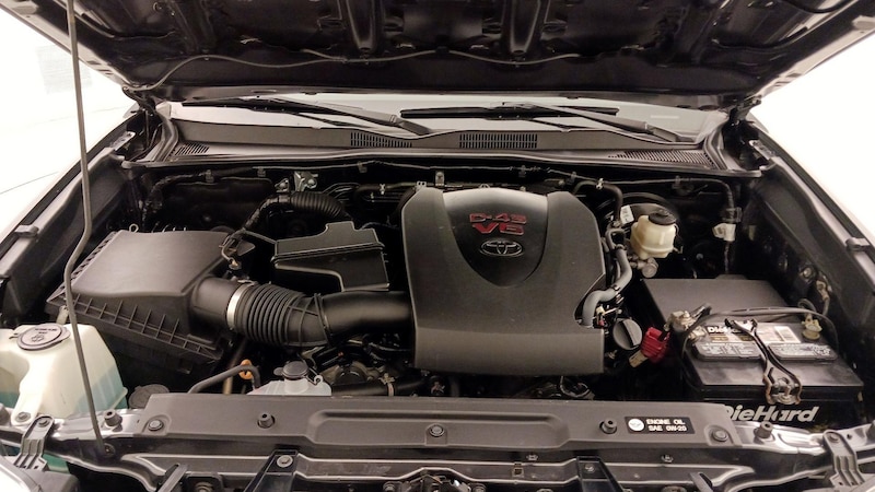 2019 Toyota Tacoma SR5 22