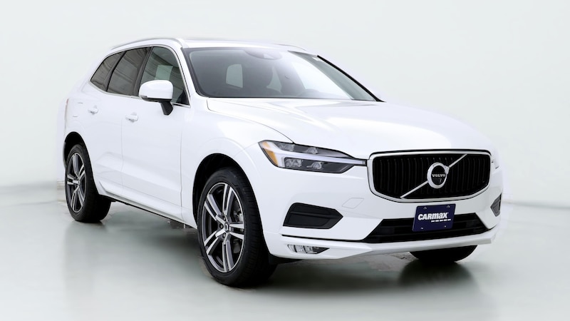 2021 Volvo XC60 T5 Momentum Hero Image