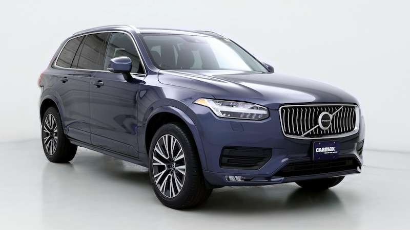 2022 Volvo XC90 T5 Momentum Hero Image