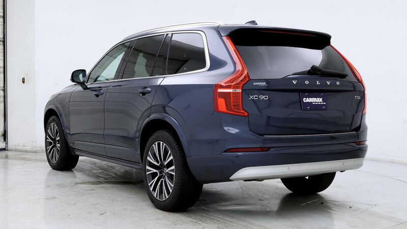 2022 Volvo XC90 T5 Momentum 2