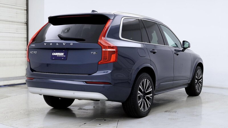 2022 Volvo XC90 T5 Momentum 8