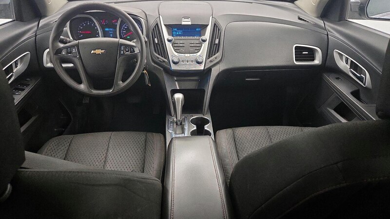 2015 Chevrolet Equinox LS 8