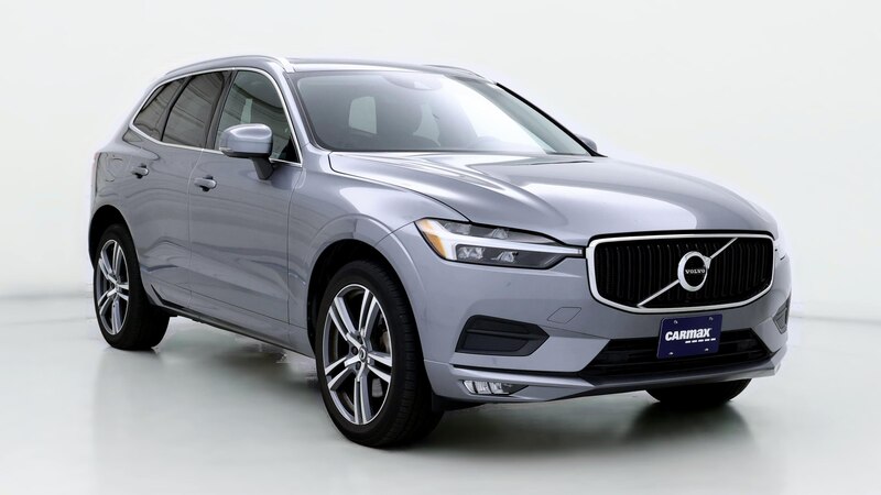 2021 Volvo XC60 T6 Momentum Hero Image