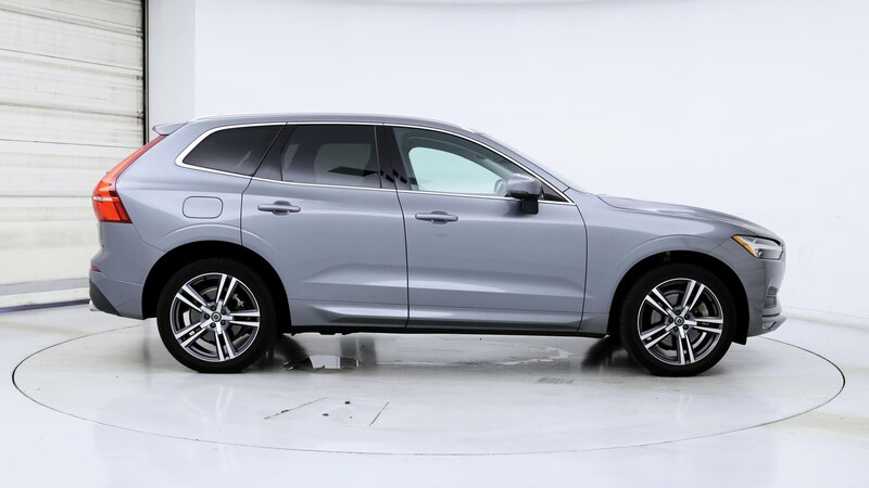 2021 Volvo XC60 T6 Momentum 7