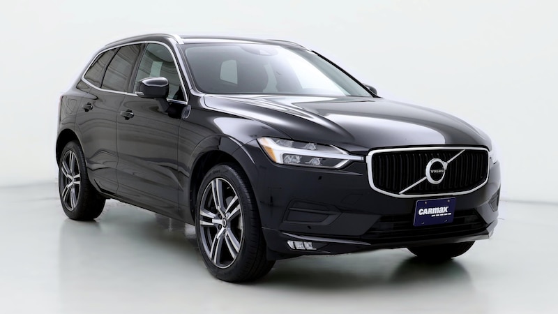 2021 Volvo XC60 T5 Momentum Hero Image