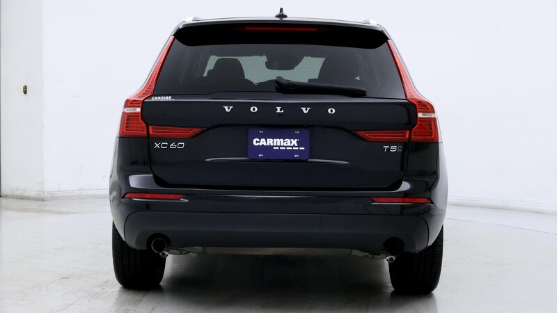 2021 Volvo XC60 T5 Momentum 6