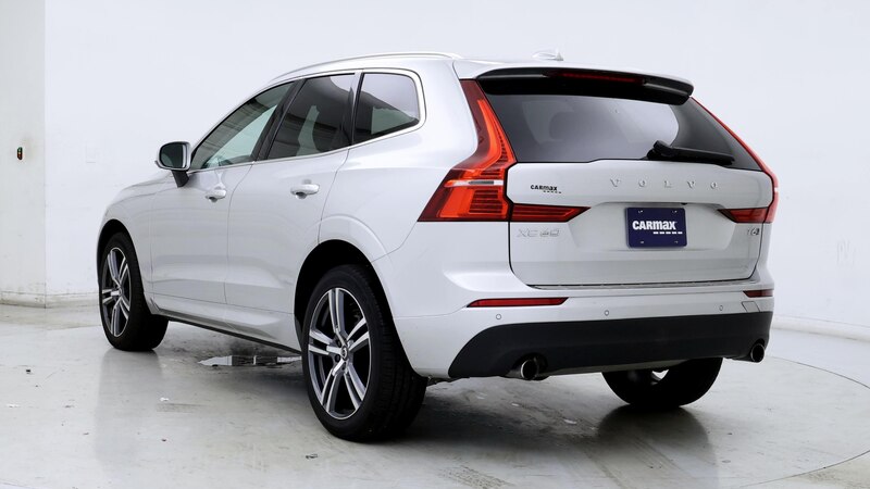 2021 Volvo XC60 T6 Momentum 2